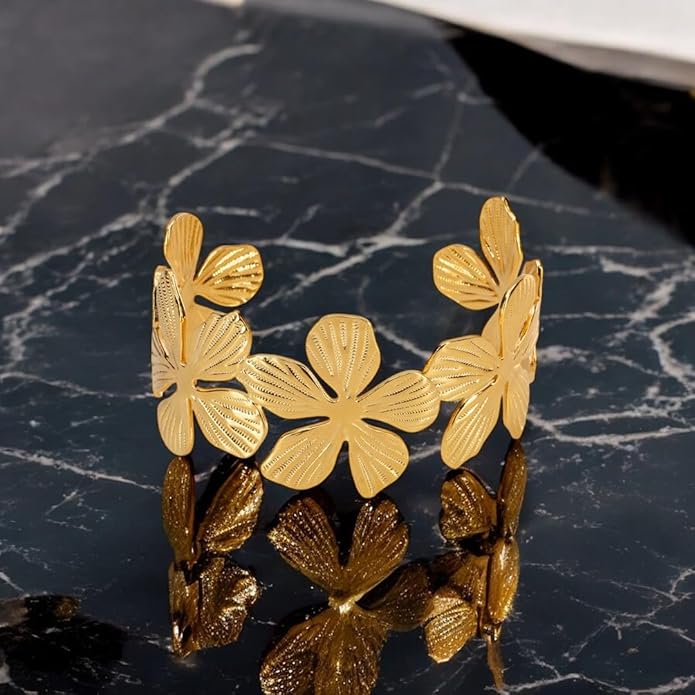 Golden Flora Cuff  bracelate✨