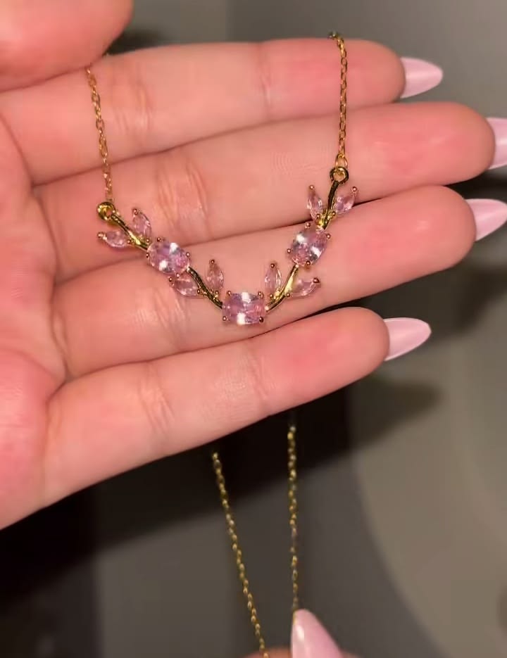Tulip Love Bloom Necklace