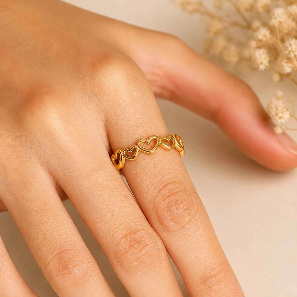 Golden Heartline Ring