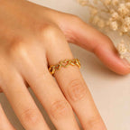 Golden Heartline Ring