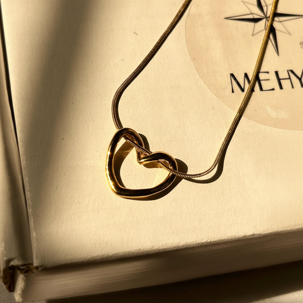 Golden Open Heart Pendant Necklace - MYSTY